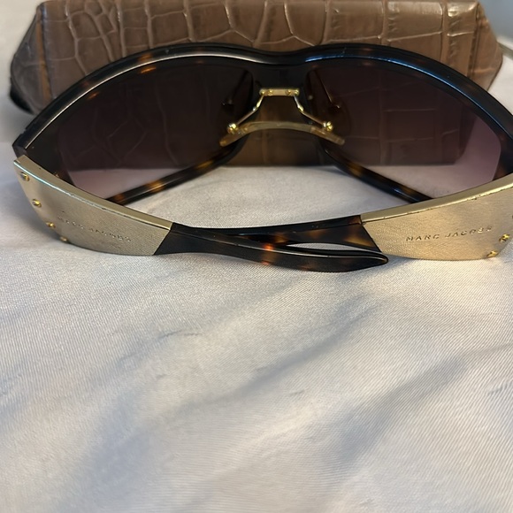 Authentic Marc Jacobs sunglasses - Picture 4 of 4